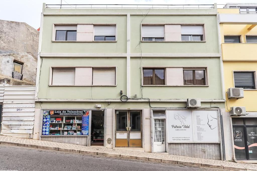 Vita Portucale ! Ajuda Delight Lisboa Exterior foto